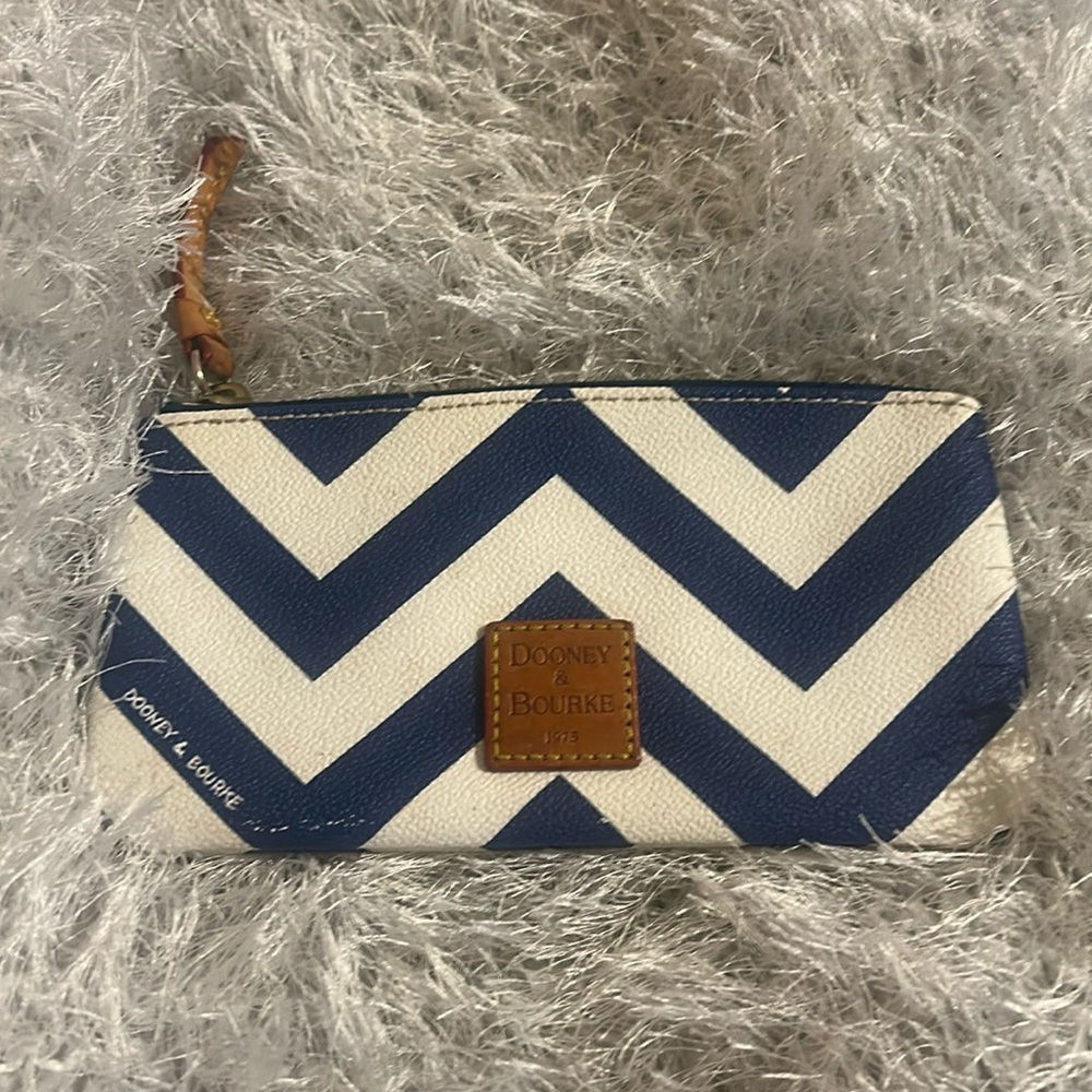 Dooney & Bourke Navy and White Chevron Clutch